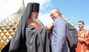 В Новогрудке освятили крест и купол строящегося храма в честь Святой блаженной Ксении Петербургской 23.05.2024